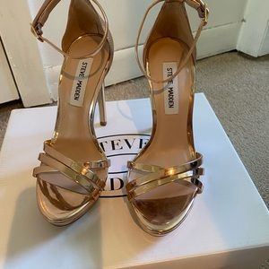 Steve Madden shoes size 5